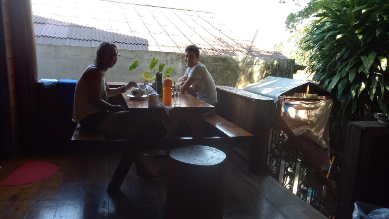 The Local Mae Hong Son Apartment Exterior photo