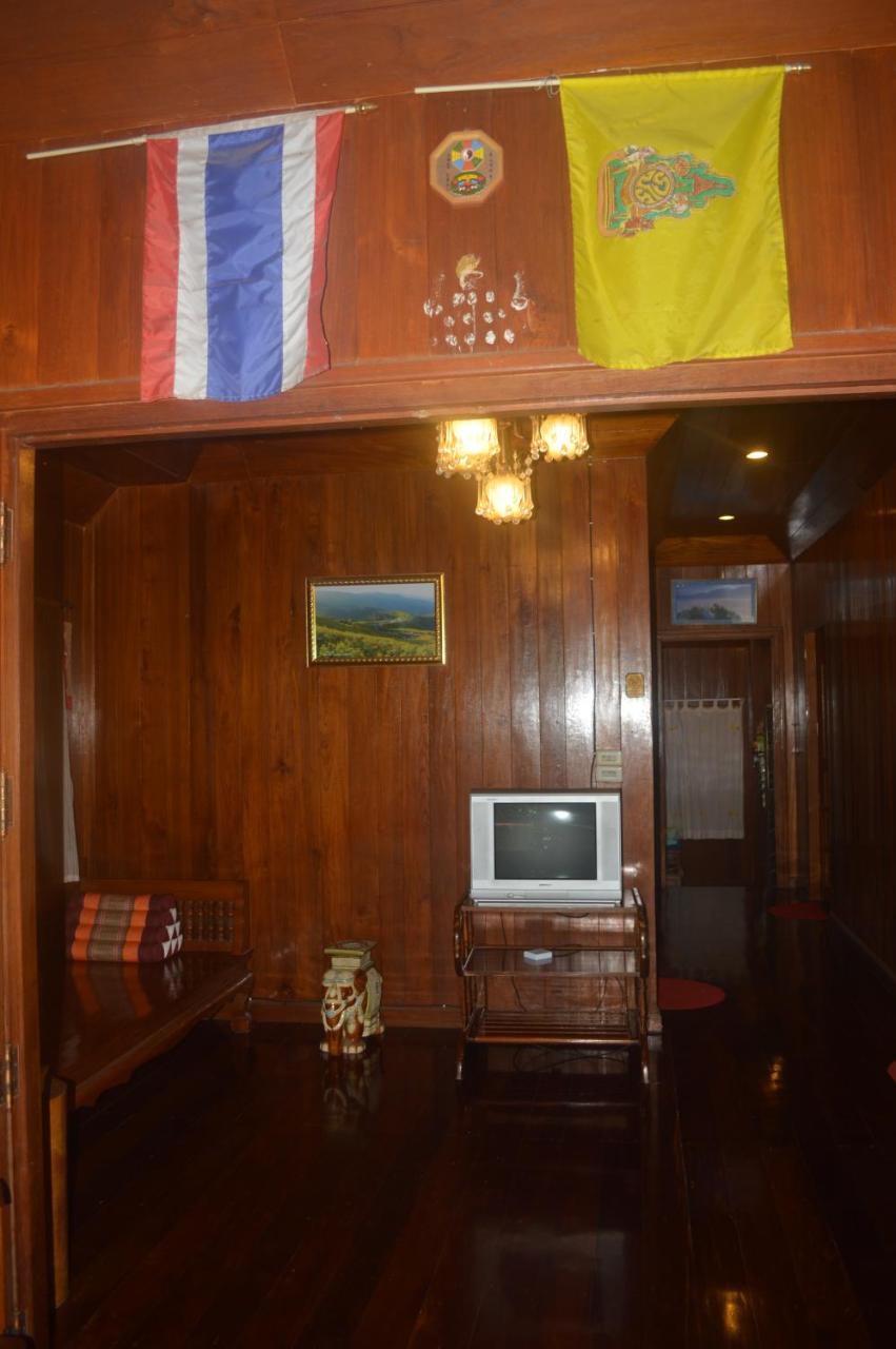The Local Mae Hong Son Apartment Exterior photo
