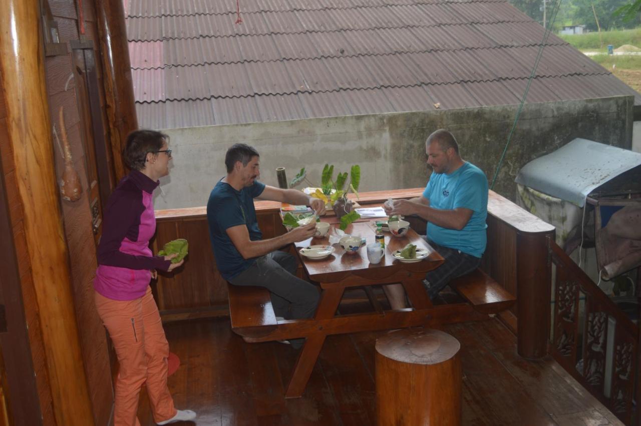 The Local Mae Hong Son Apartment Exterior photo